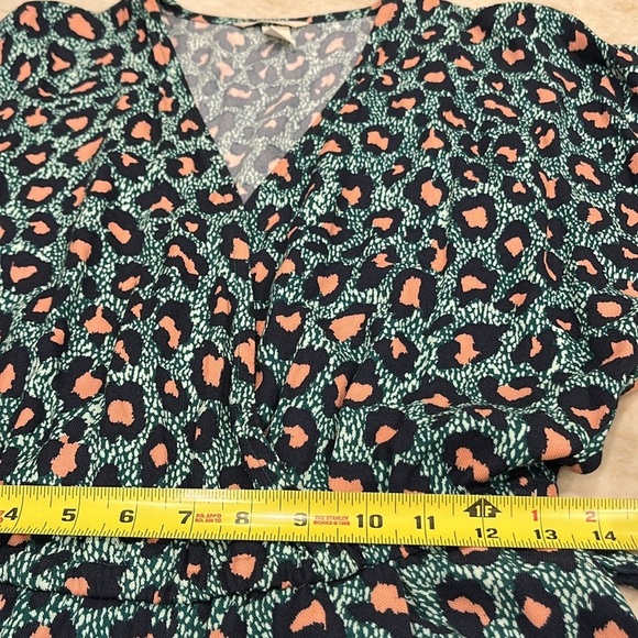 H&M Limited Edition Leopard Print Faux Wrap Jumpsuit | Teal with Pink‎ Spots | 6 - Picture 7 of 16